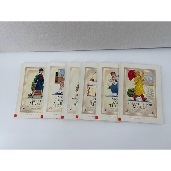 Other - AMERICAN GIRL book set MOLLY 1-6